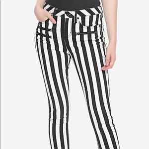 hi-rise black & white striped super skinny jeans